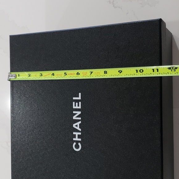 Chanel boot box - Picture 5 of 6